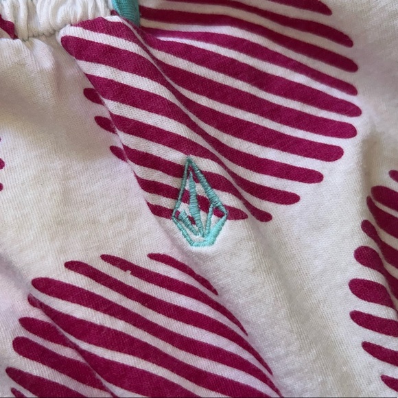 Volcom "Spain Drain" Top - White/Fuchsia Circles Flowy/Airy Y2K - Junior's XL - Picture 9 of 16